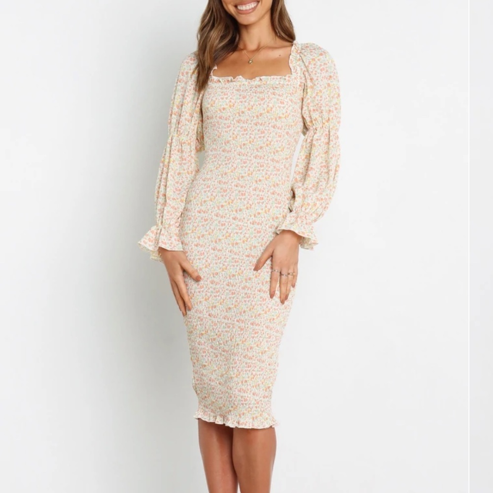 Petal + Pup Reno dress size 6